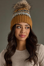 Load image into Gallery viewer, Knit Isles Beanie