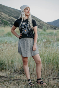 Daisy Tee - Live By Nature Boutique