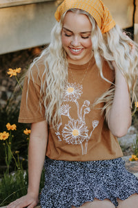 Daisy Tee / Unisex Sizing - Live By Nature Boutique